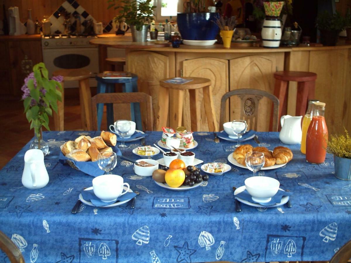 Les Chenes Bleus Bed & Breakfast Sainte-Marie-de-Re Exterior photo